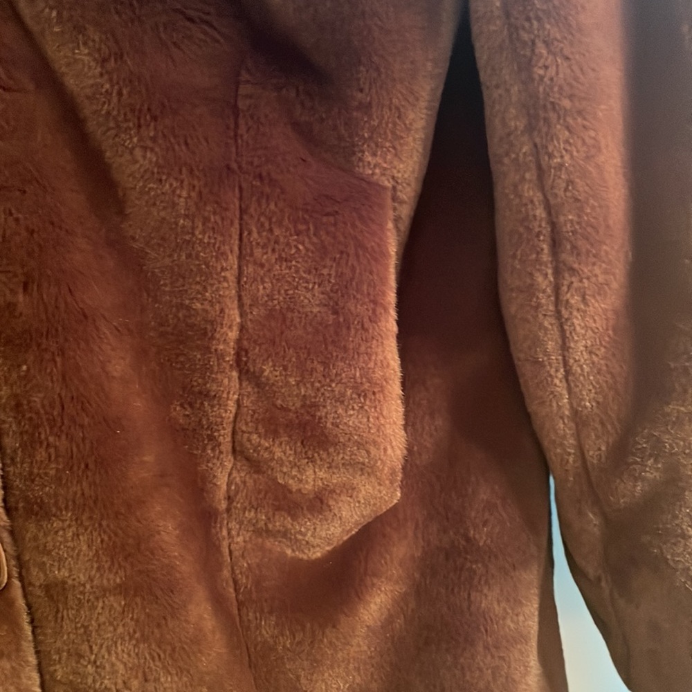 Dennis Basso chocolate brown faux fur coat - Picture 5 of 11